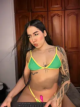KaditaNavarro online show from 07/01/26, 11:04