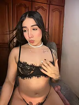KaditaNavarro online show from 07/15/26, 11:21