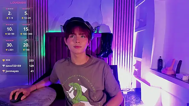 DannysaStar online show from 10/04/25, 08:07