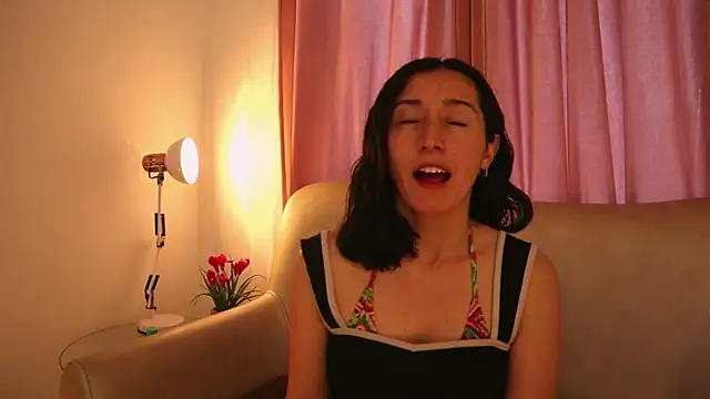 Ginevra esposito online show from 06/04/26, 12:33