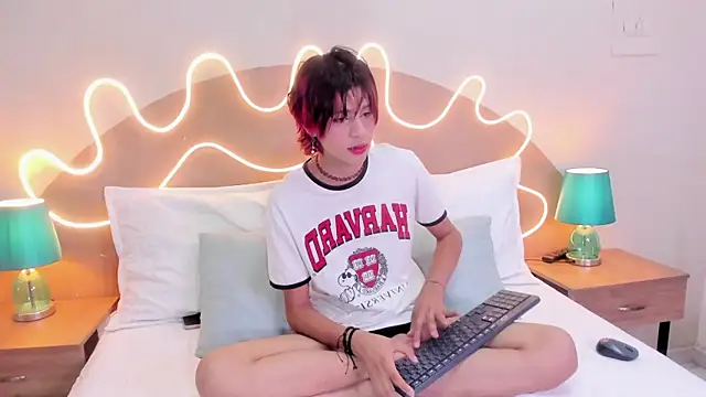 Dan Copers online show from 10/05/25, 01:42