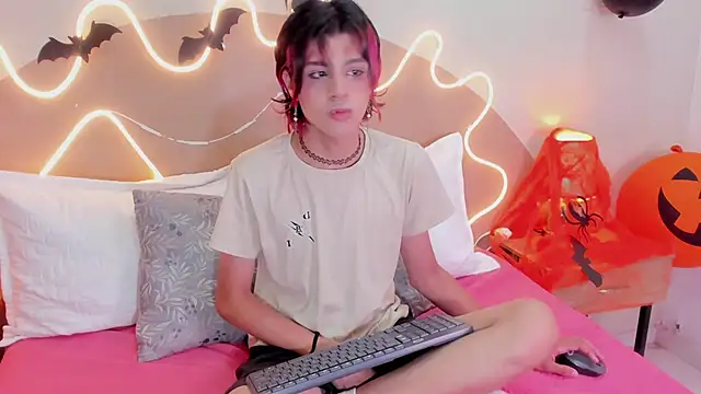 Dan Copers online show from 10/29/25, 02:41