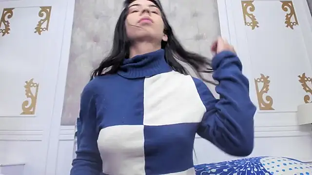 Snapshot of KatherinJohns chatting on 11/22/25, 11:42 KatherinJohns online show from 11/22/25, 11:42