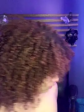 ValentinaStorm1 online show from 10/02/25, 01:51