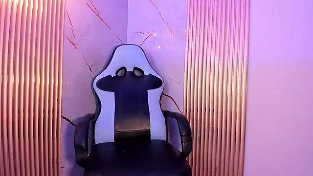 Ivone Rose  online show from 11/05/25, 12:27