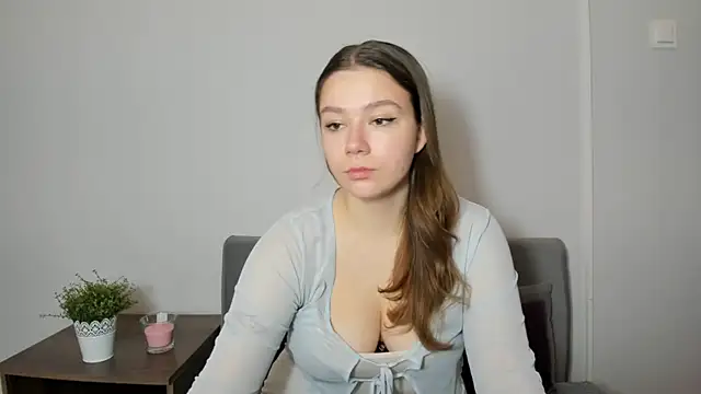 Snapshot of KatySensualy chatting on 10/31/25, 01:12 KatySensualy online show from 10/31/25, 01:12