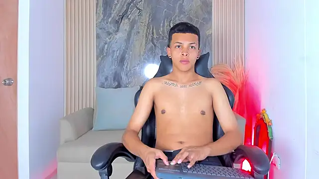 ThiagoCollin online show from 09/15/25, 09:48