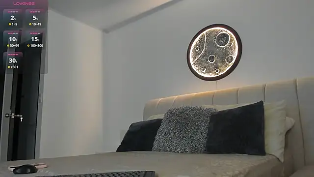 Snapshot of victoriia_rose chatting on 09/15/25, 11:05 victoriia rose online show from 09/15/25, 11:05