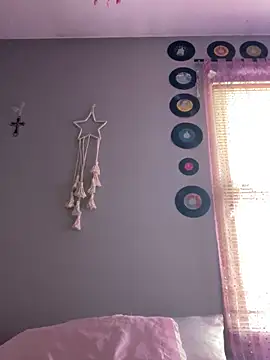 Snapshot of sarah2007 chatting on 11/11/25, 05:35 sarah2007 online show from 11/11/25, 05:35