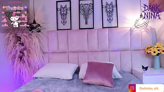 Dark nina  online show from 09/25/25, 03:21