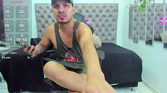AndresSterling  online show from 09/10/25, 11:16