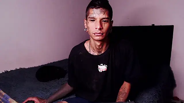 black firex online show from 10/10/25, 09:36