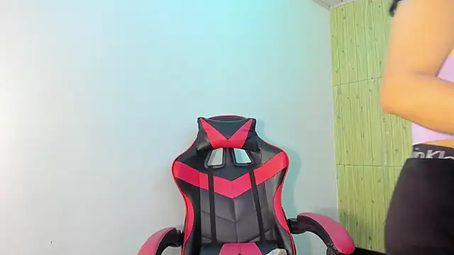 Raven Rouge  online show from 10/05/25, 04:44