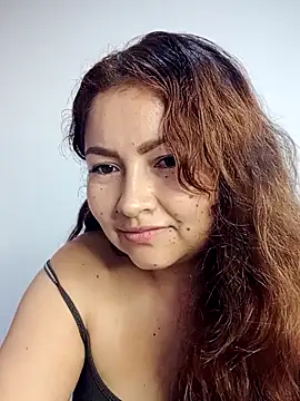 Snapshot of Ssoy_Luciana chatting on 09/19/25, 05:09 Ssoy Luciana online show from 09/19/25, 05:09