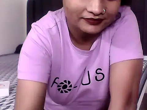 Snapshot of Prince_ki_Princess chatting on 10/20/25, 03:01 Prince ki Princess online show from 10/20/25, 03:01