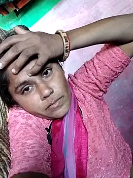 Hot-ilaiy online show from 11/01/25, 03:52