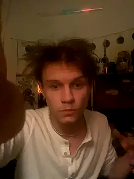 Snapshot of XanderOzzz chatting on 10/18/25, 09:43 XanderOzzz online show from 10/18/25, 09:43