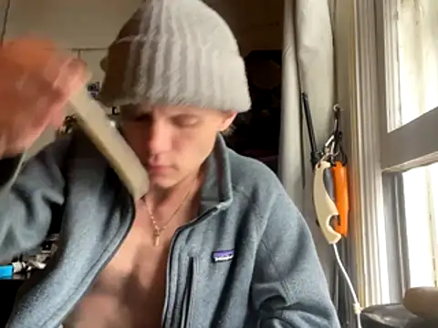 Snapshot of XanderOzzz chatting on 11/02/25, 05:26 XanderOzzz online show from 11/02/25, 05:26