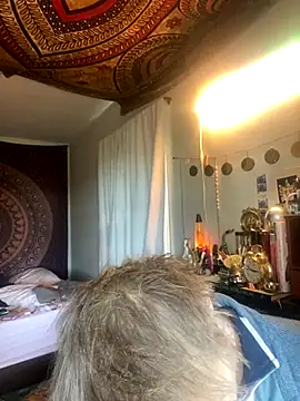 Snapshot of XanderOzzz chatting on 11/12/25, 05:35 XanderOzzz online show from 11/12/25, 05:35