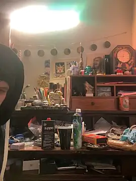 Snapshot of XanderOzzz chatting on 12/02/25, 08:30 XanderOzzz online show from 12/02/25, 08:30