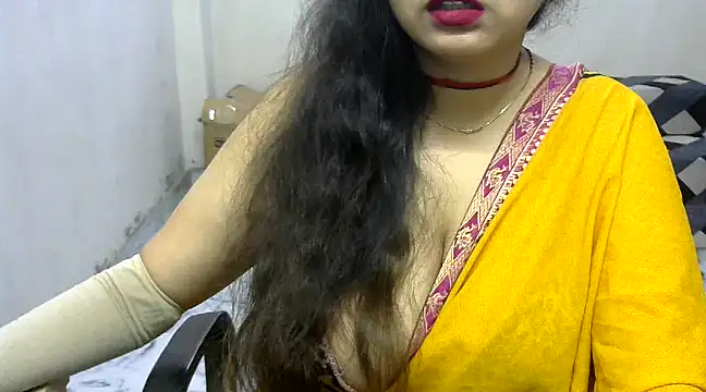 Snapshot of sexy_indianboobs chatting on 02/09/25, 10:00 sexy indianboobs online show from 02/09/25, 10:00