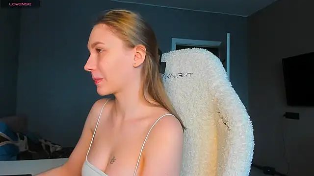 Ammi bliss online show from 11/25/25, 04:01