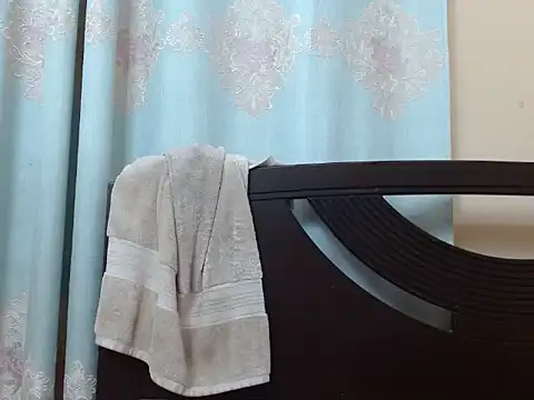 Snapshot of smallcuute chatting on 09/16/25, 09:49 smallcuute online show from 09/16/25, 09:49