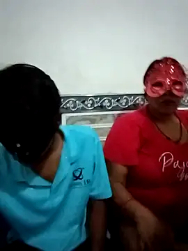 LoveOnStream online show from 09/27/25, 10:09