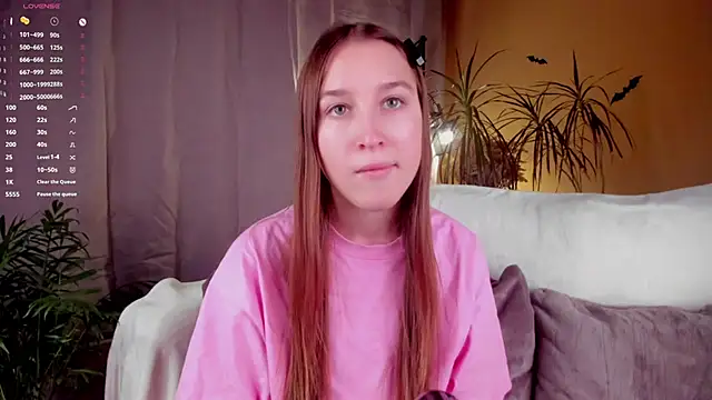 Snapshot of NanaMertins chatting on 11/01/25, 01:07 NanaMertins online show from 11/01/25, 01:07