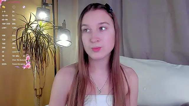 Snapshot of NanaMertins chatting on 11/27/25, 01:07 NanaMertins online show from 11/27/25, 01:07