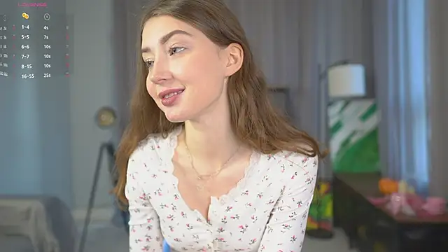 Snapshot of DeeannaBoera chatting on 11/17/25, 03:56 DeeannaBoera online show from 11/17/25, 03:56