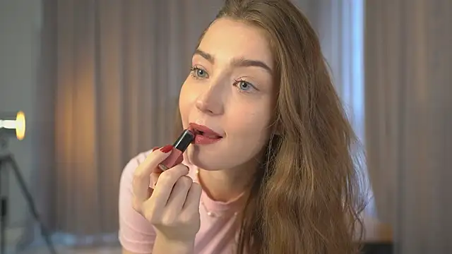 Snapshot of DeeannaBoera chatting on 11/21/25, 04:22 DeeannaBoera online show from 11/21/25, 04:22