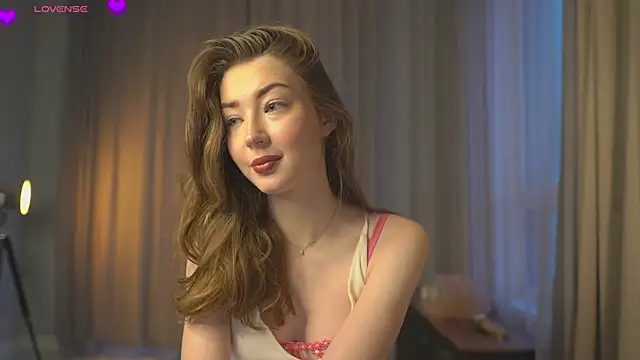 Snapshot of DeeannaBoera chatting on 12/15/25, 04:17 DeeannaBoera online show from 12/15/25, 04:17