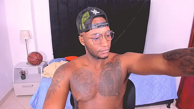 chrstian lewis1 online show from 10/10/25, 12:15