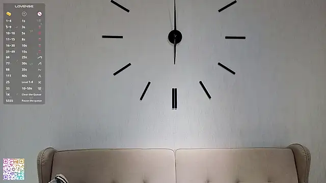 MinaMancilla online show from 10/02/25, 04:52