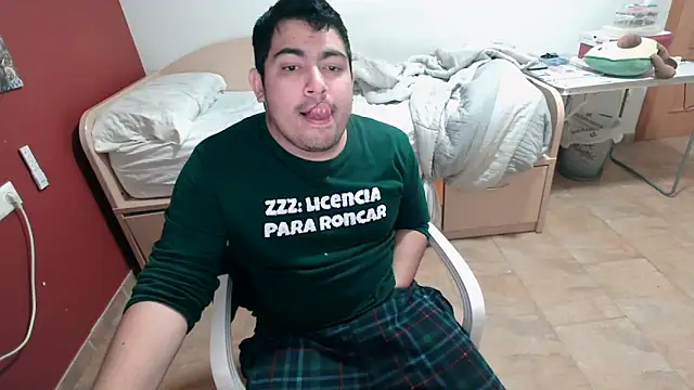 Snapshot of Martigato3 chatting on 11/28/25, 05:37 Martigato3 online show from 11/28/25, 05:37