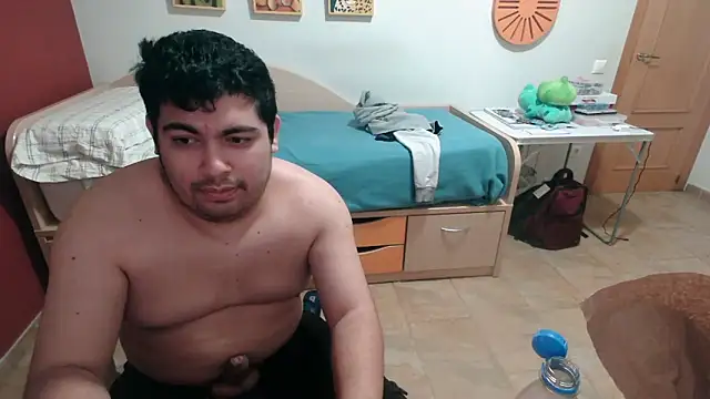 Snapshot of Martigato3 chatting on 12/18/25, 06:58 Martigato3 online show from 12/18/25, 06:58