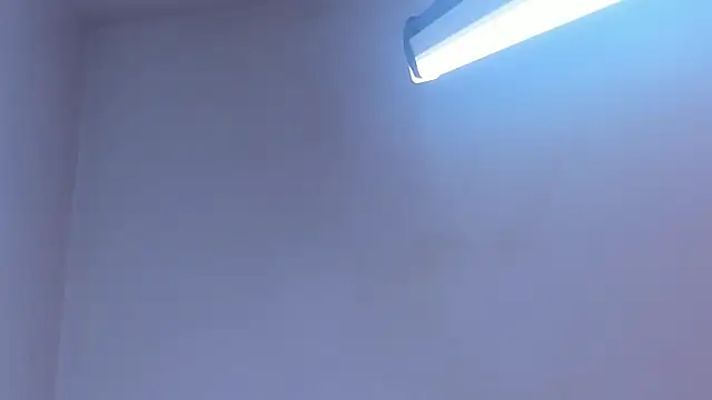 crystaldarliing online show from 11/29/25, 11:19