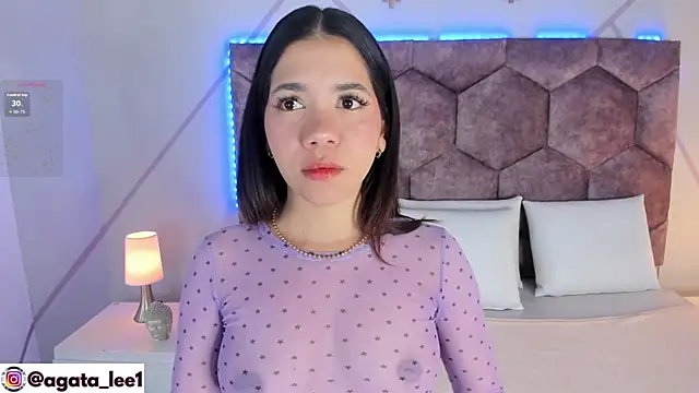agataa lee online show from 09/09/25, 03:39