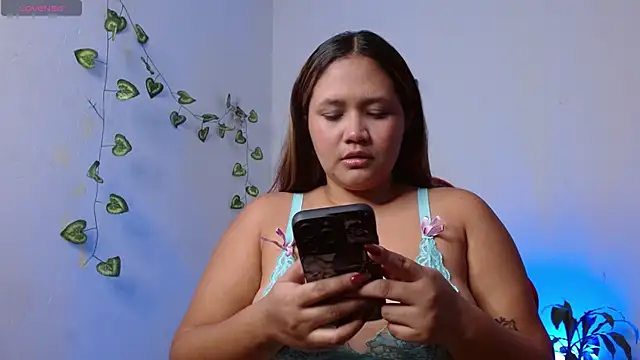 Snapshot of isa_salvatore_ chatting on 09/12/25, 06:08 isa salvatore online show from 09/12/25, 06:08