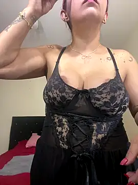 Snapshot of Vamanda05 chatting on 10/06/25, 11:13 Vamanda05 online show from 10/06/25, 11:13