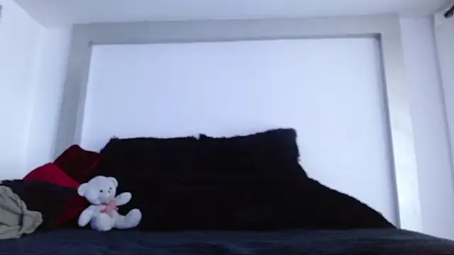 Snapshot of caroline_spanky chatting on 09/18/25, 04:20 caroline spanky online show from 09/18/25, 04:20