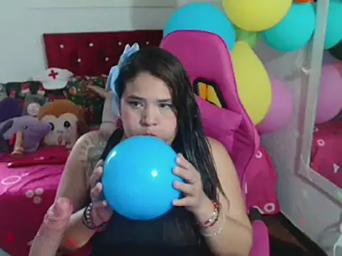 rous-kinky online show from 11/19/25, 03:34