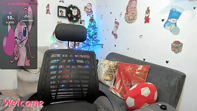 Snapshot of anastasia_tuya chatting on 11/15/25, 01:36 anastasia tuya online show from 11/15/25, 01:36