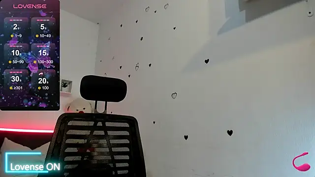 Snapshot of anastasia_tuya chatting on 01/16/26, 02:15 anastasia tuya online show from 01/16/26, 02:15
