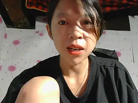 Mina ti online show from 10/05/25, 01:31