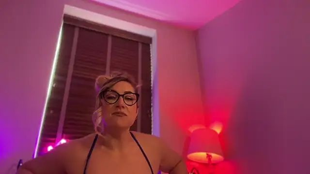 MistresssX online show from 05/27/26, 02:03