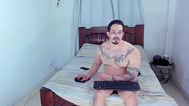 Hunter Hoott online show from 06/11/26, 11:14