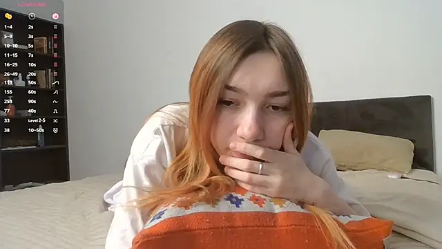 RedheadMisty online show from 10/22/25, 10:04