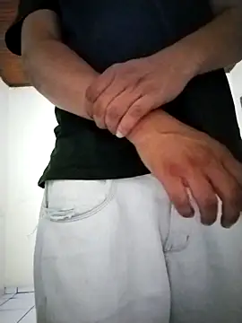 Snapshot of Marquingalo chatting on 10/19/25, 05:41 Marquingalo online show from 10/19/25, 05:41